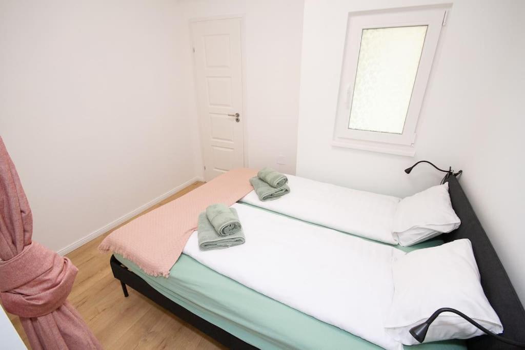 Marvany Deluxe Apartman On The Elit Buda Side By Newave Apartament *